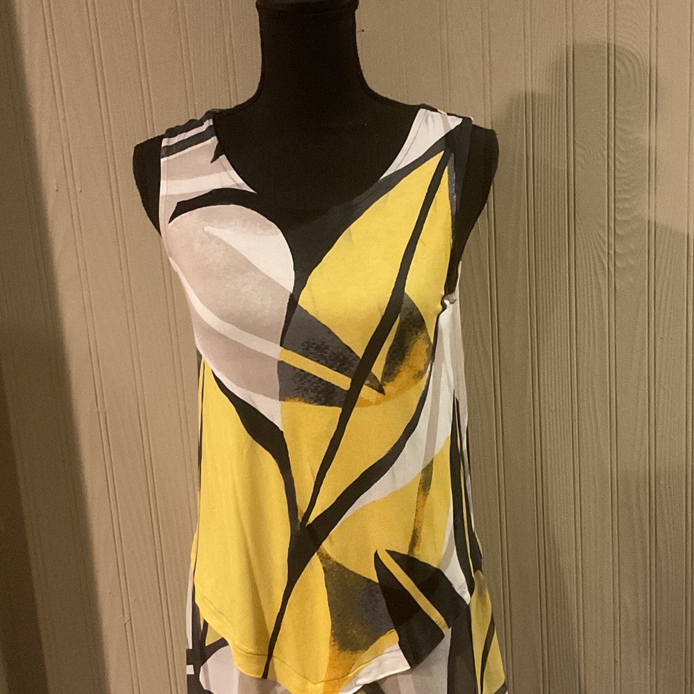 Alfani Yellow, White & Black Leaf-Print Sleeveless Tank